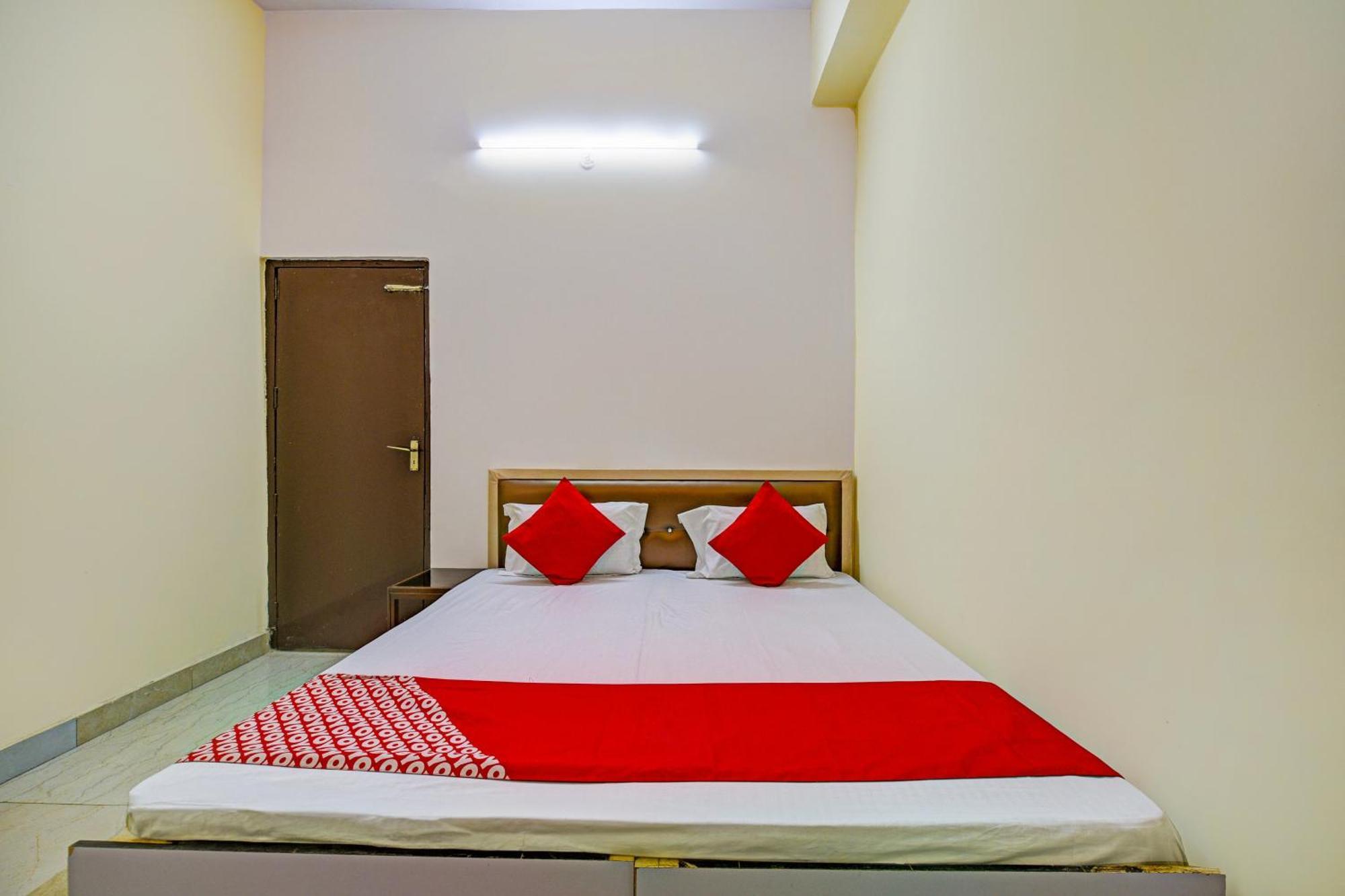 Hotel O Aj Star Hotel Faridabad Exterior photo