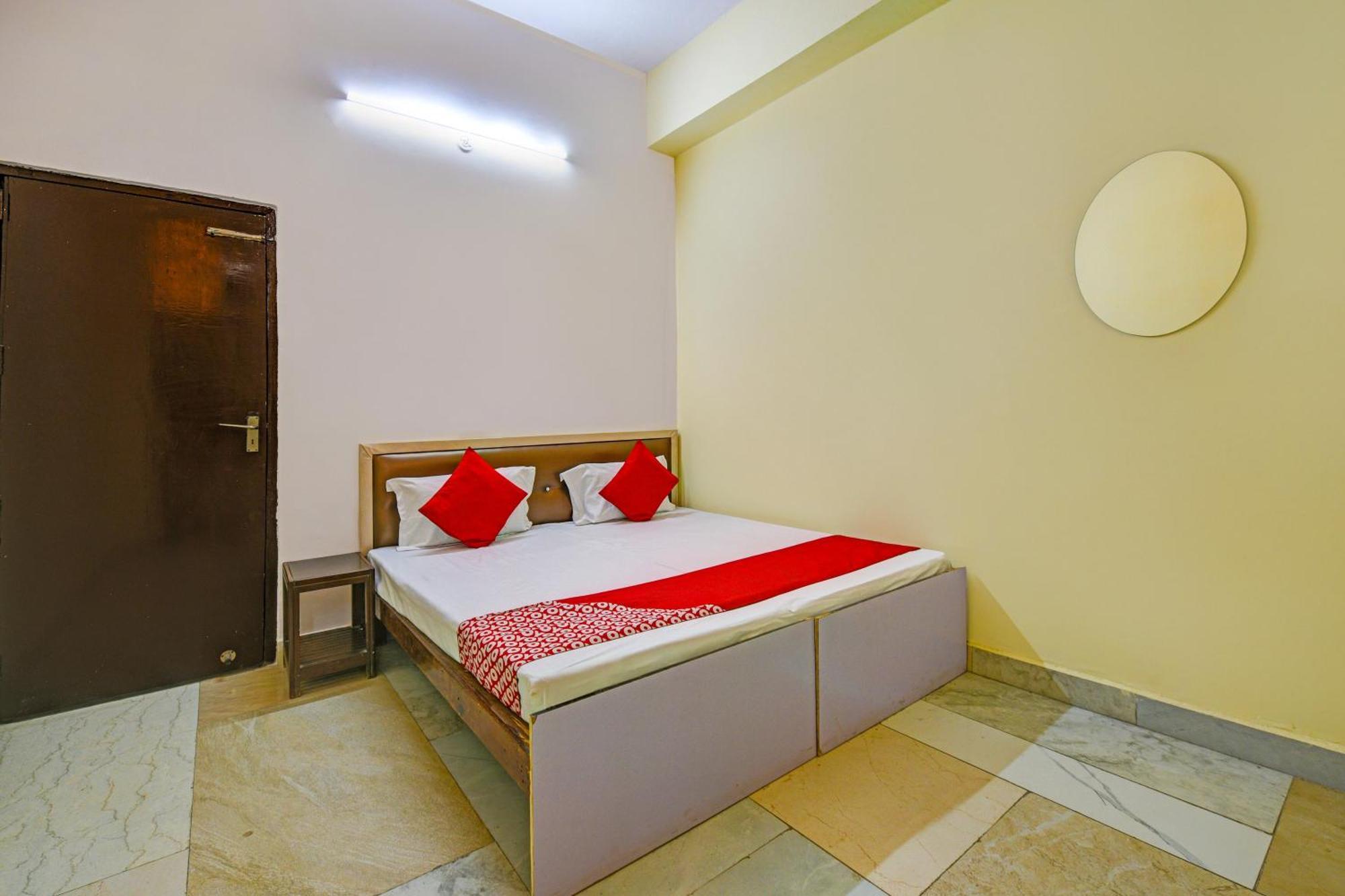 Hotel O Aj Star Hotel Faridabad Exterior photo