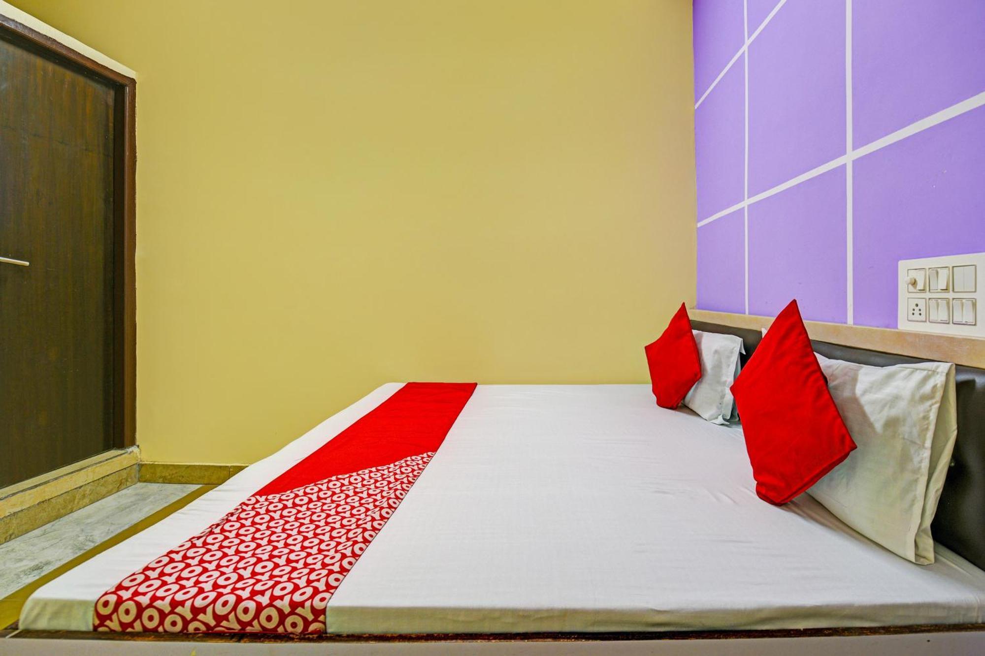 Hotel O Aj Star Hotel Faridabad Exterior photo